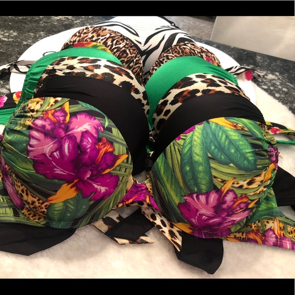 Exposure shot of all my VS bikini bombshells 34D and matching bottoms - Picture 4 of 16